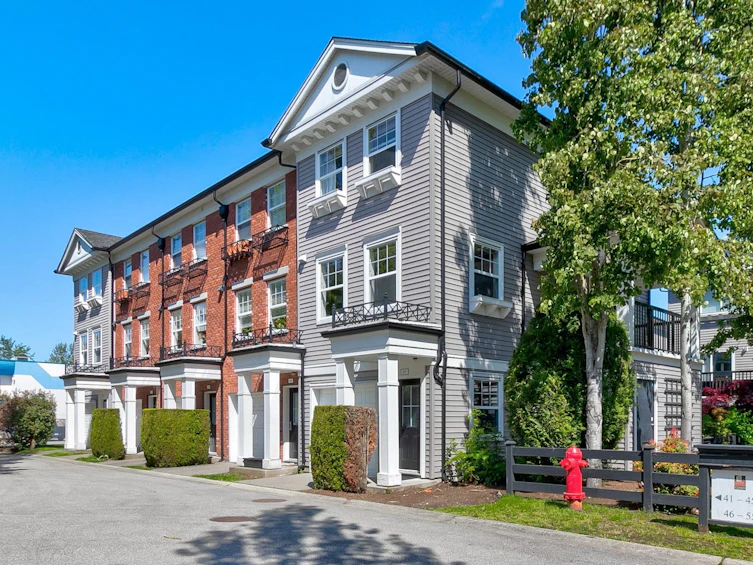 45-11067 Barnston View Road, Pitt Meadows, BC, V3Y 2X3