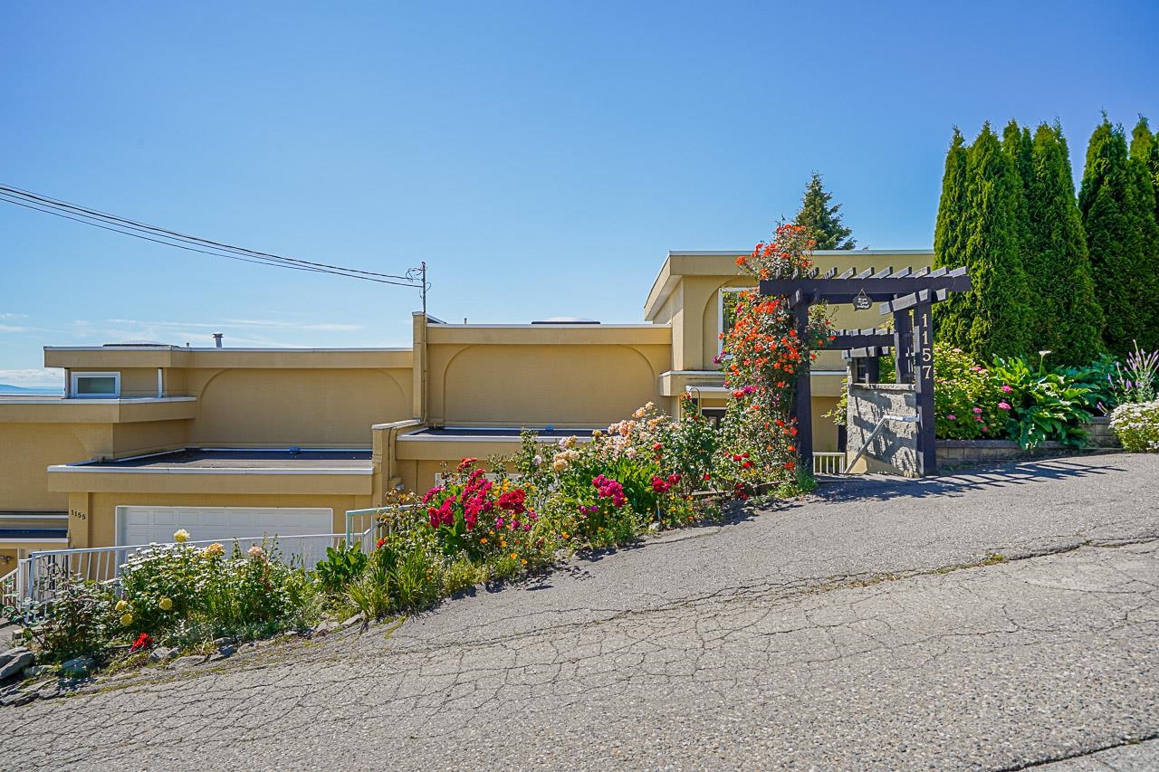 1157 Martin Street, Surrey, BC, V4B 3V9