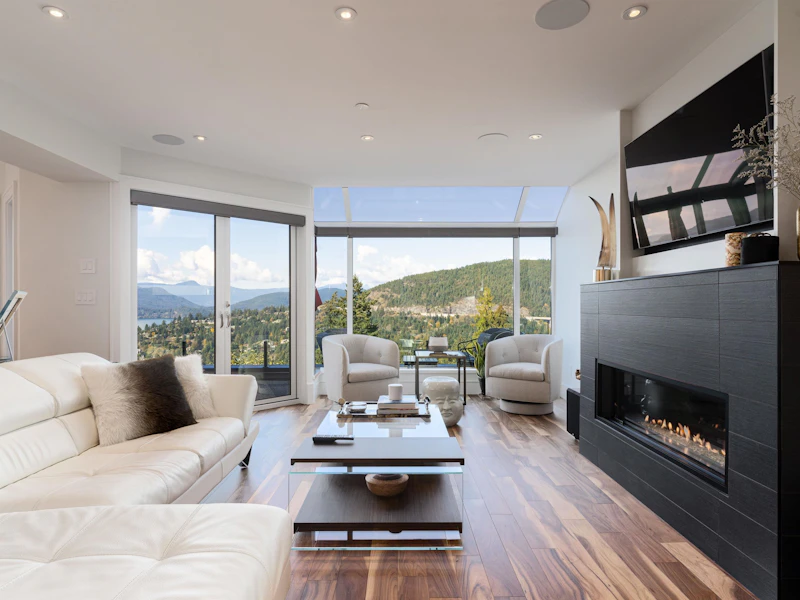 5284 Timberfeild Road, West Vancouver BC V7W 2Z8