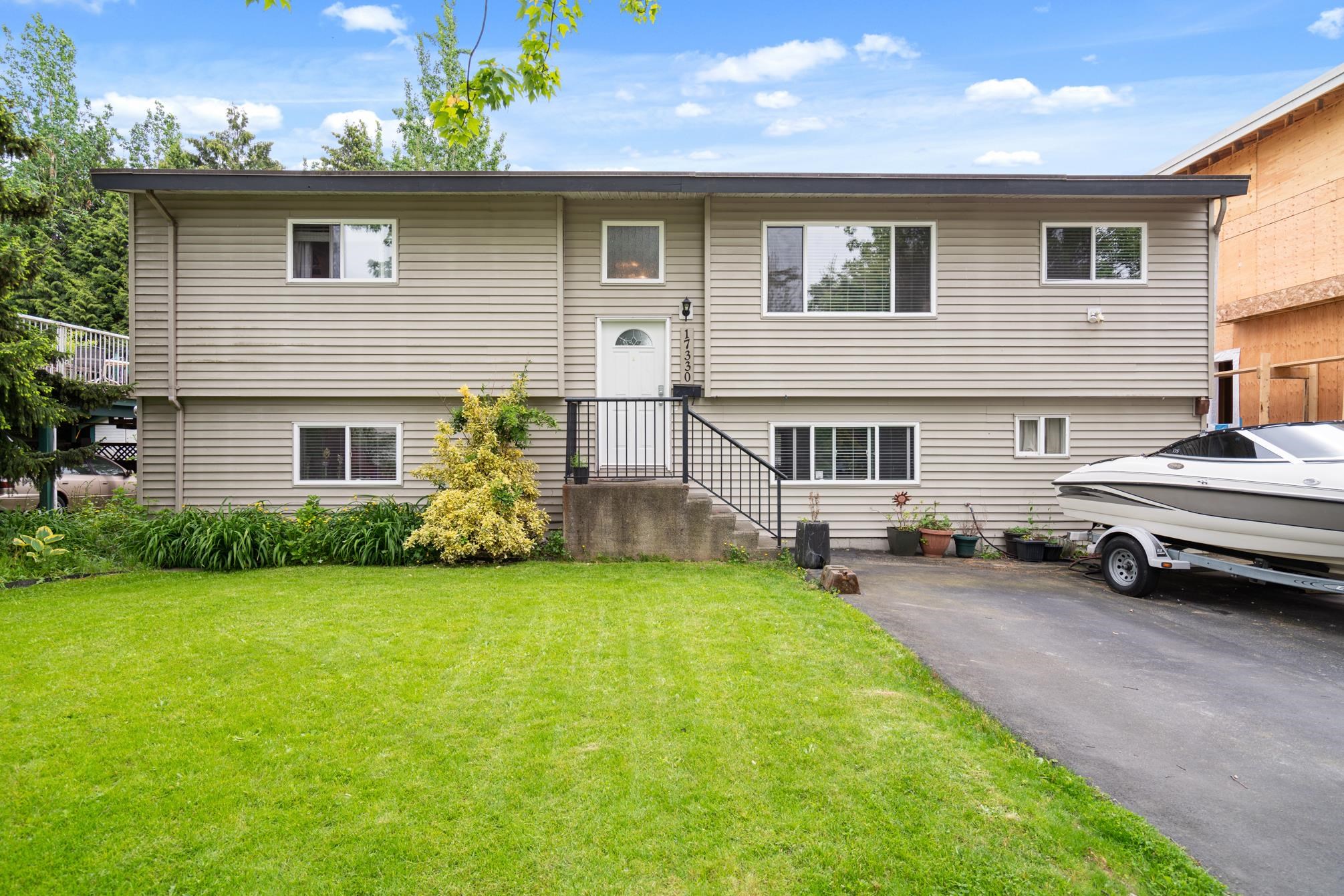 17330 62a Avenue, Surrey, BC, V3S 5J1