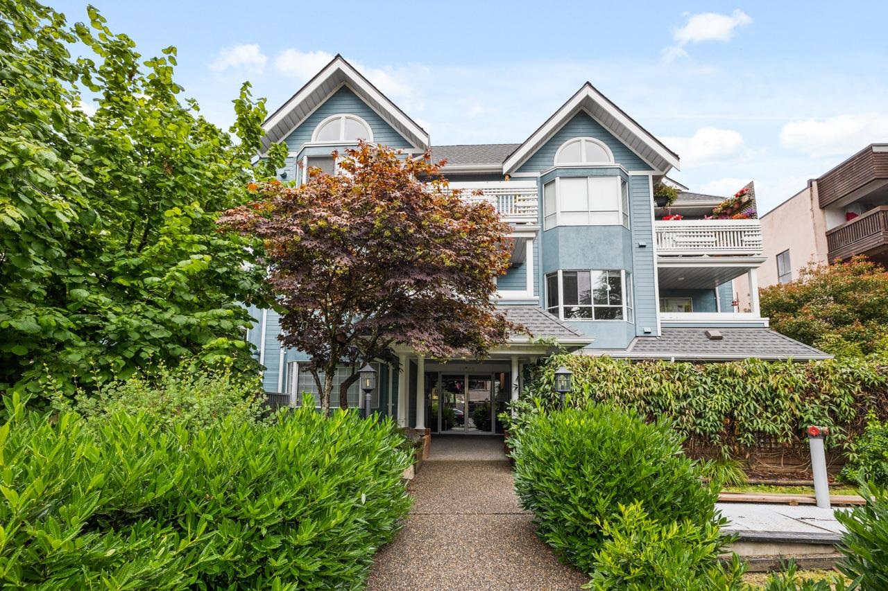 303-1729 E Georgia Street, Vancouver, BC, V5L 2B3