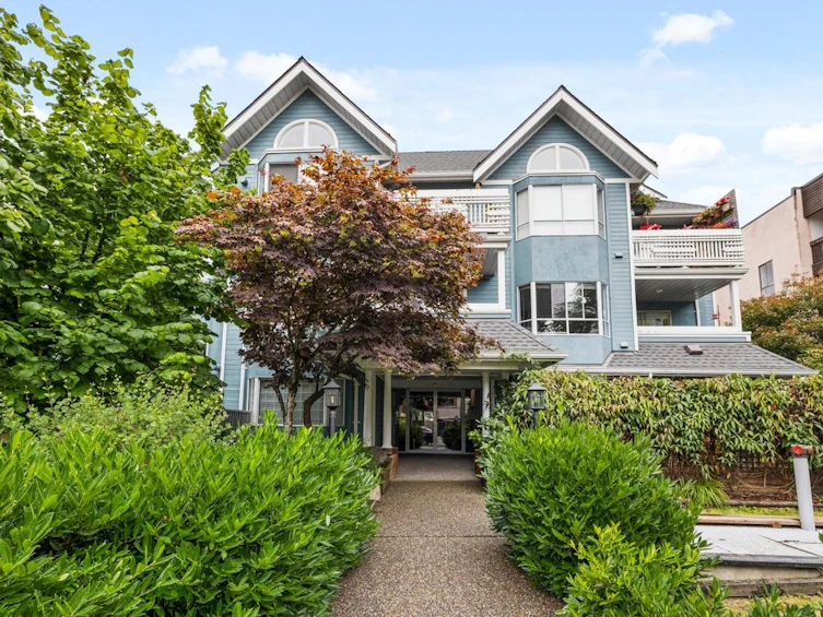 303-1729 E Georgia Street, Vancouver, BC, V5L 2B3