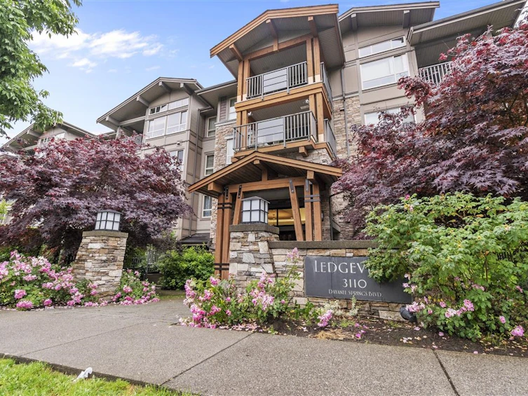 218-3110 Dayanee Springs Boulevard, Coquitlam, BC, V3E 0B4