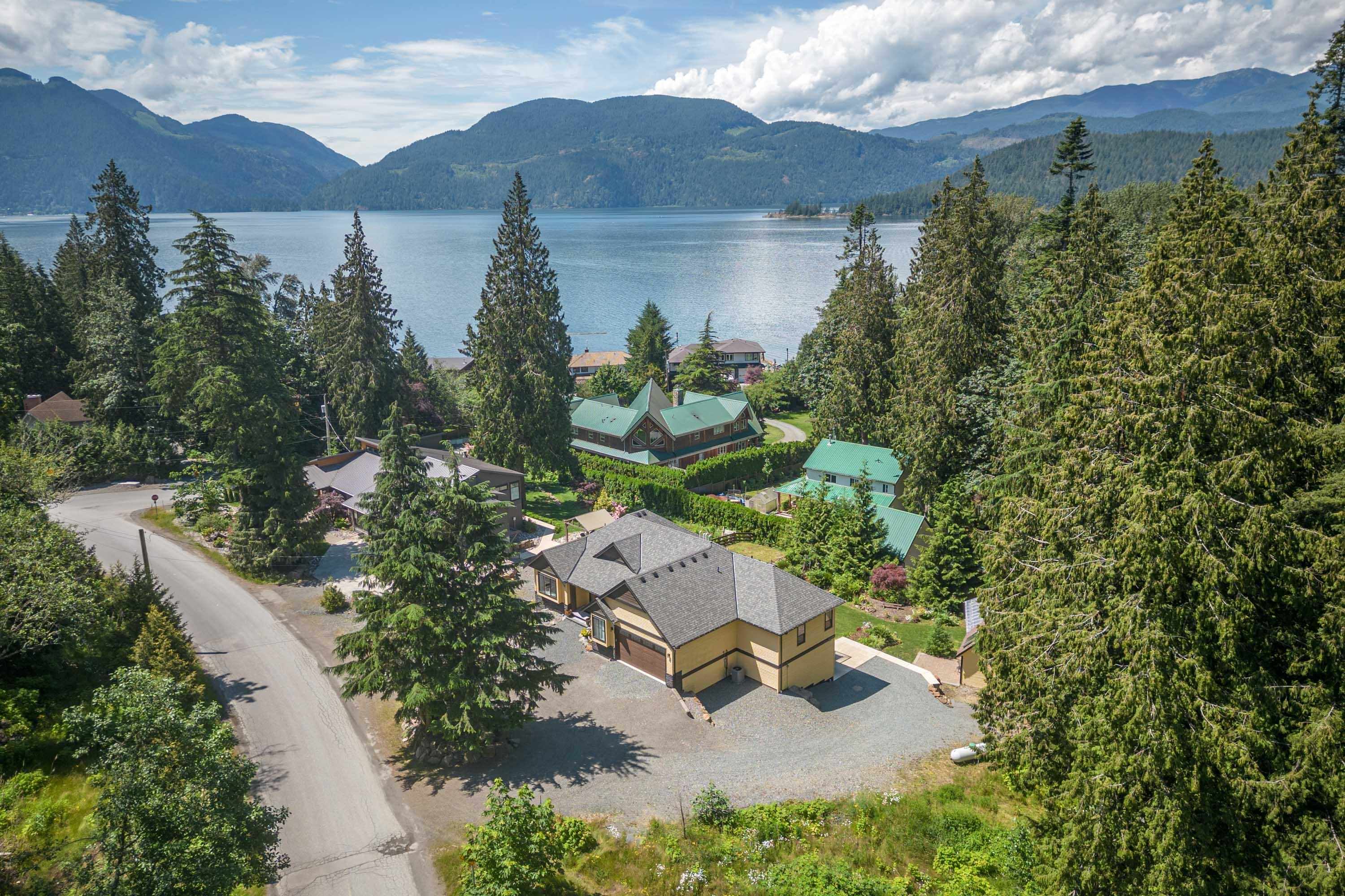 7552 Hicks Lake Road, Harrison Hot Springs, BC, V0M 1A0