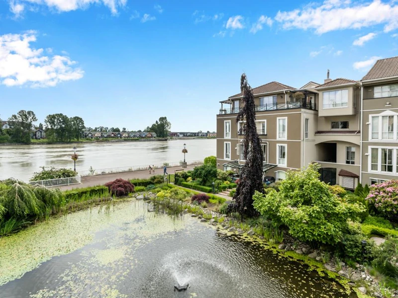 310 - 3 Renaissance Square, New Westminster BC V3M 6K4