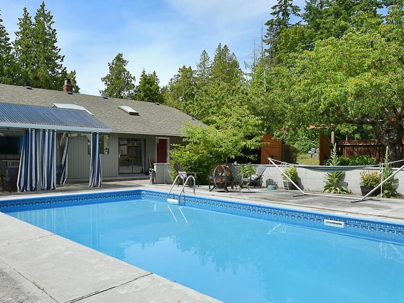 7848 Redrooffs Road, Secret Cove BC