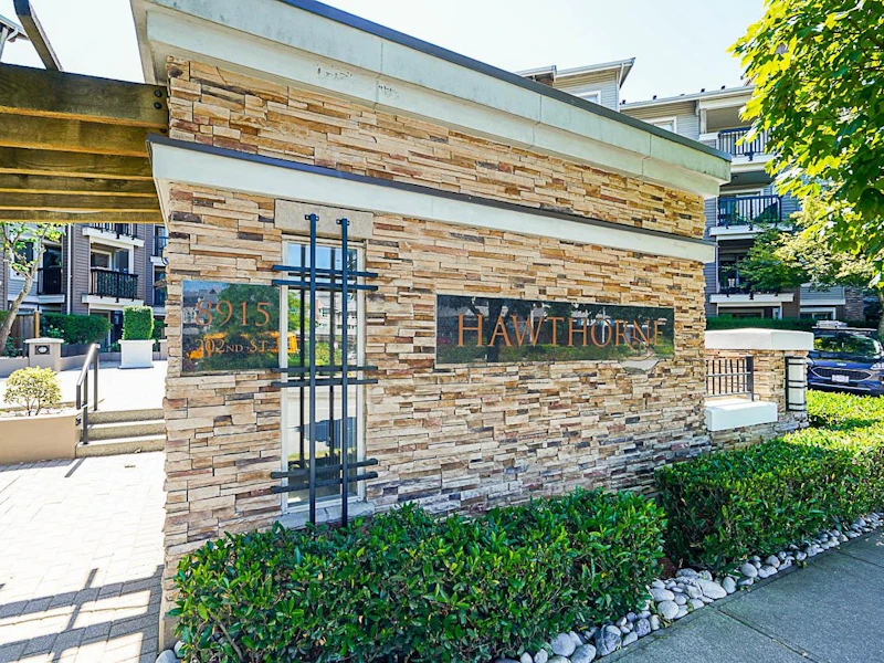 302 - 8915 202nd Street, Langley BC V1M 0B5