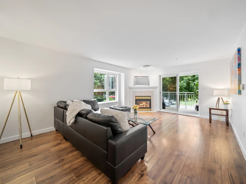 202 - 20189 54th Avenue, Langley BC V3A 3W2