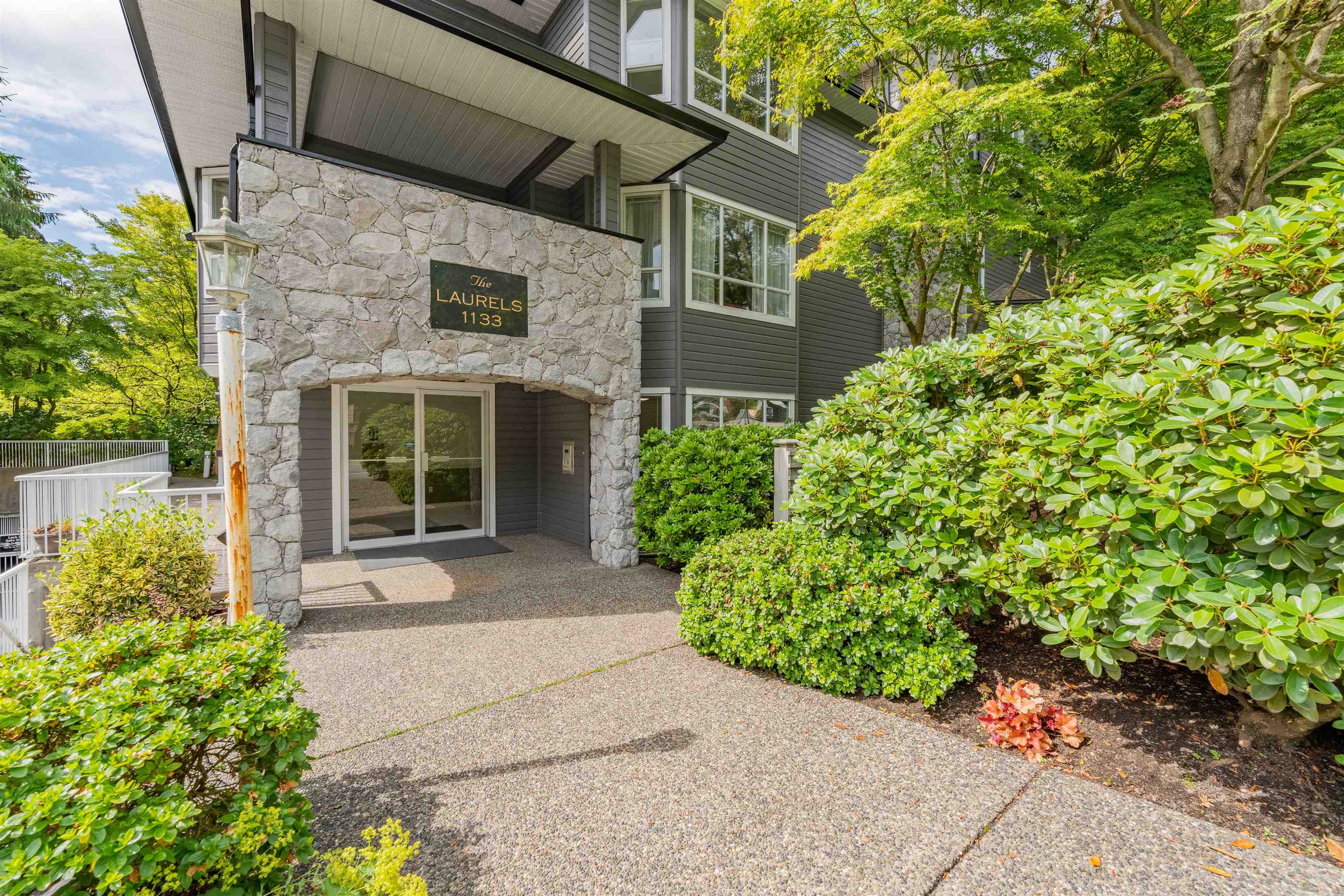 301-1133 E 29th Street, North Vancouver, BC, V7K 1C3
