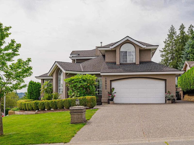 18992 59th Avenue, Surrey BC V3S 7R8