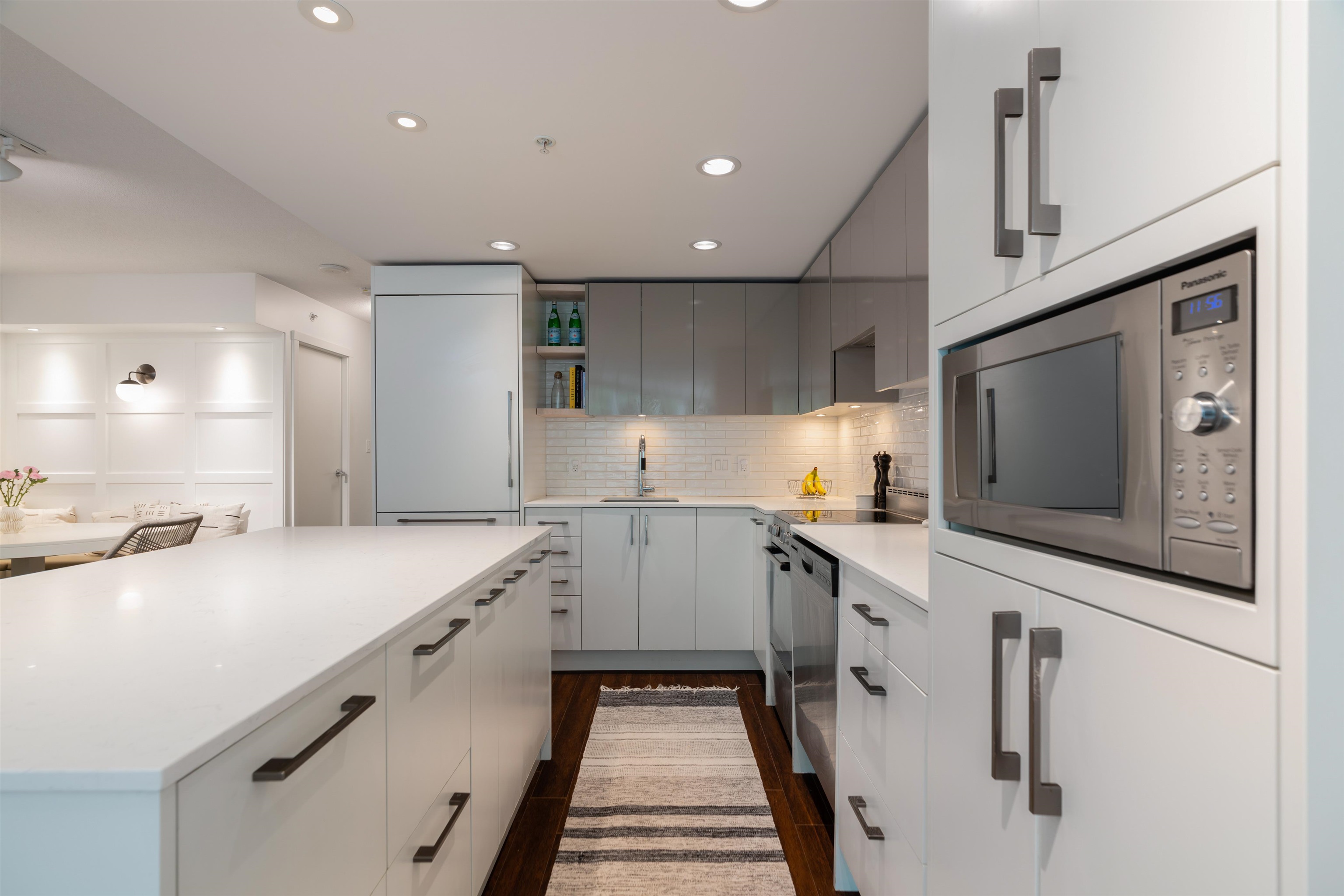 TH 105-445 W 2nd Avenue, Vancouver, BC, V5Y 0E8