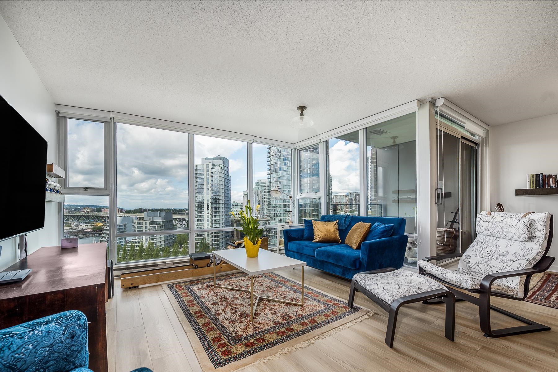1705-455 Beach Crescent, Vancouver, BC, V6Z 3E5
