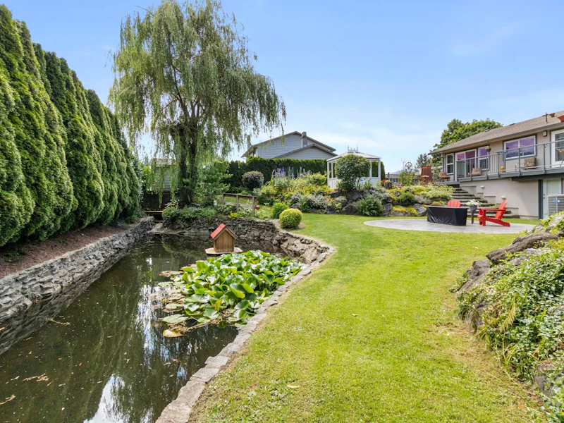6904 Casabello Drive, Chilliwack BC V2R 3T8
