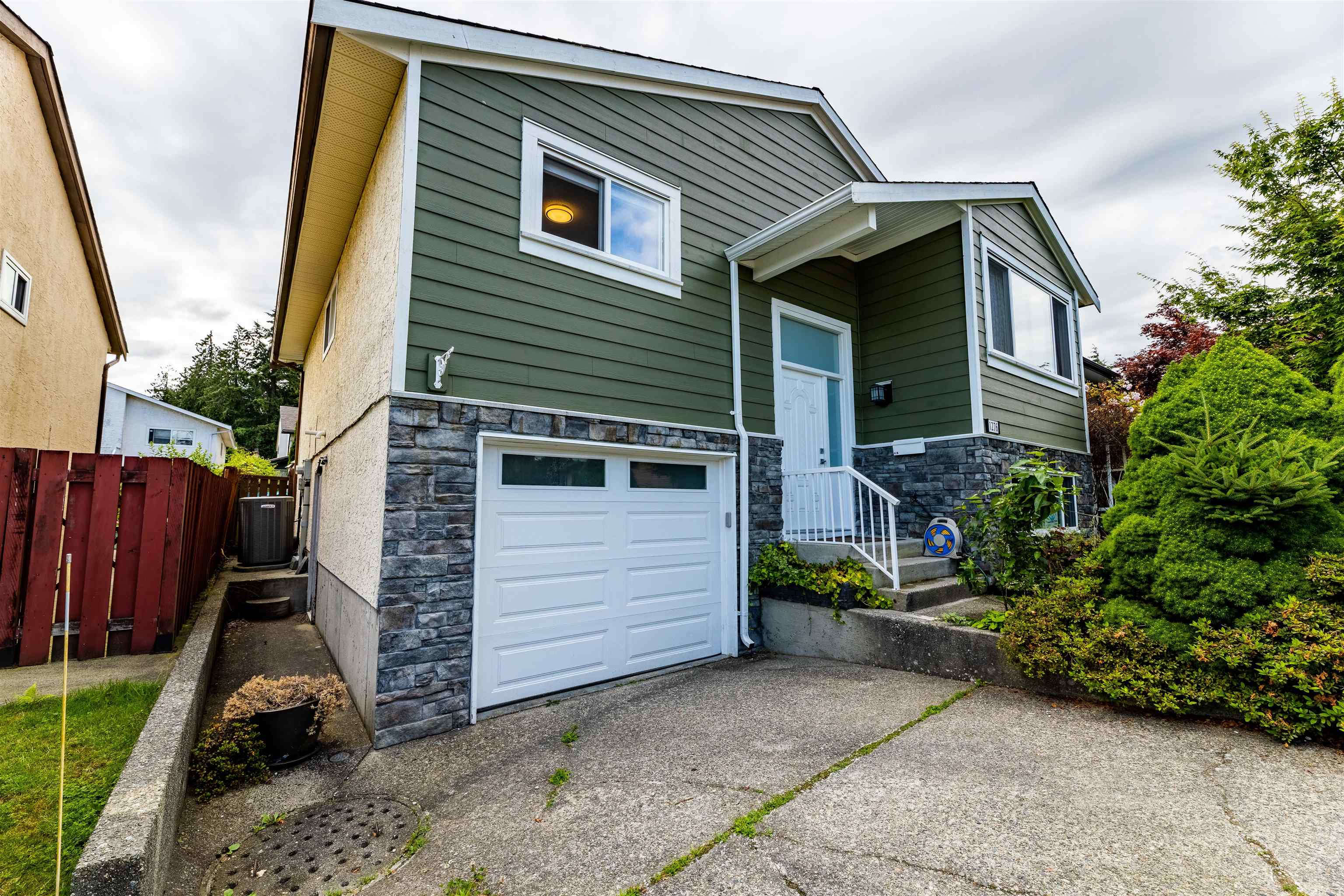 1276 Hornby Street, Coquitlam, BC, V3E 1C5