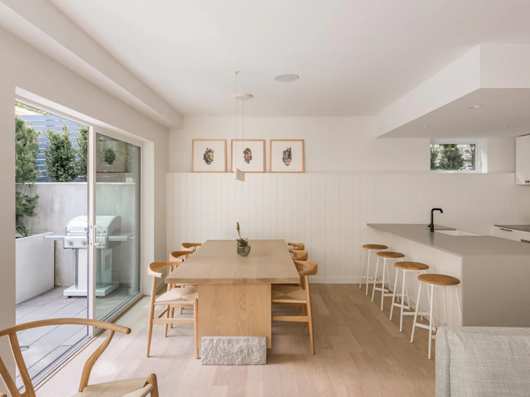 2114 Prince Edward Street, Vancouver, BC, V5T 3M3