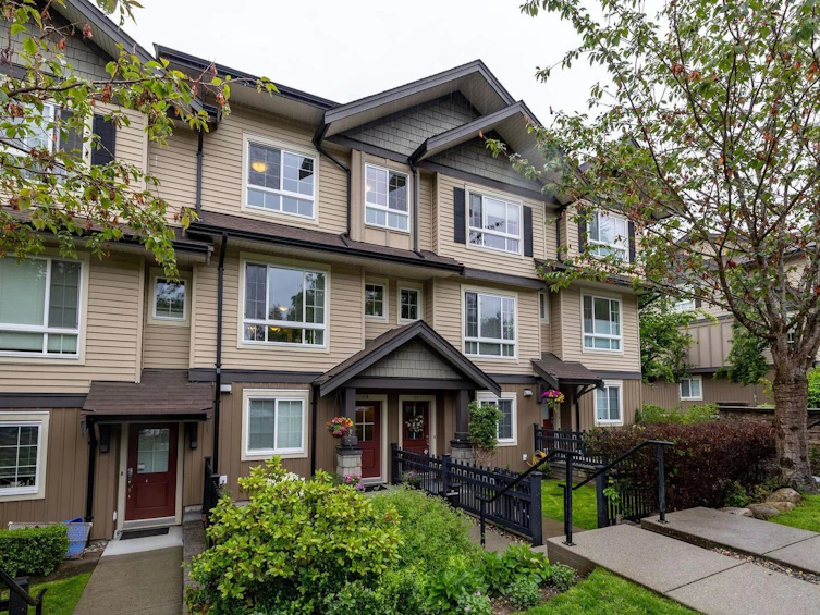68-21867 50 Avenue, Langley, BC, V3A 3T2