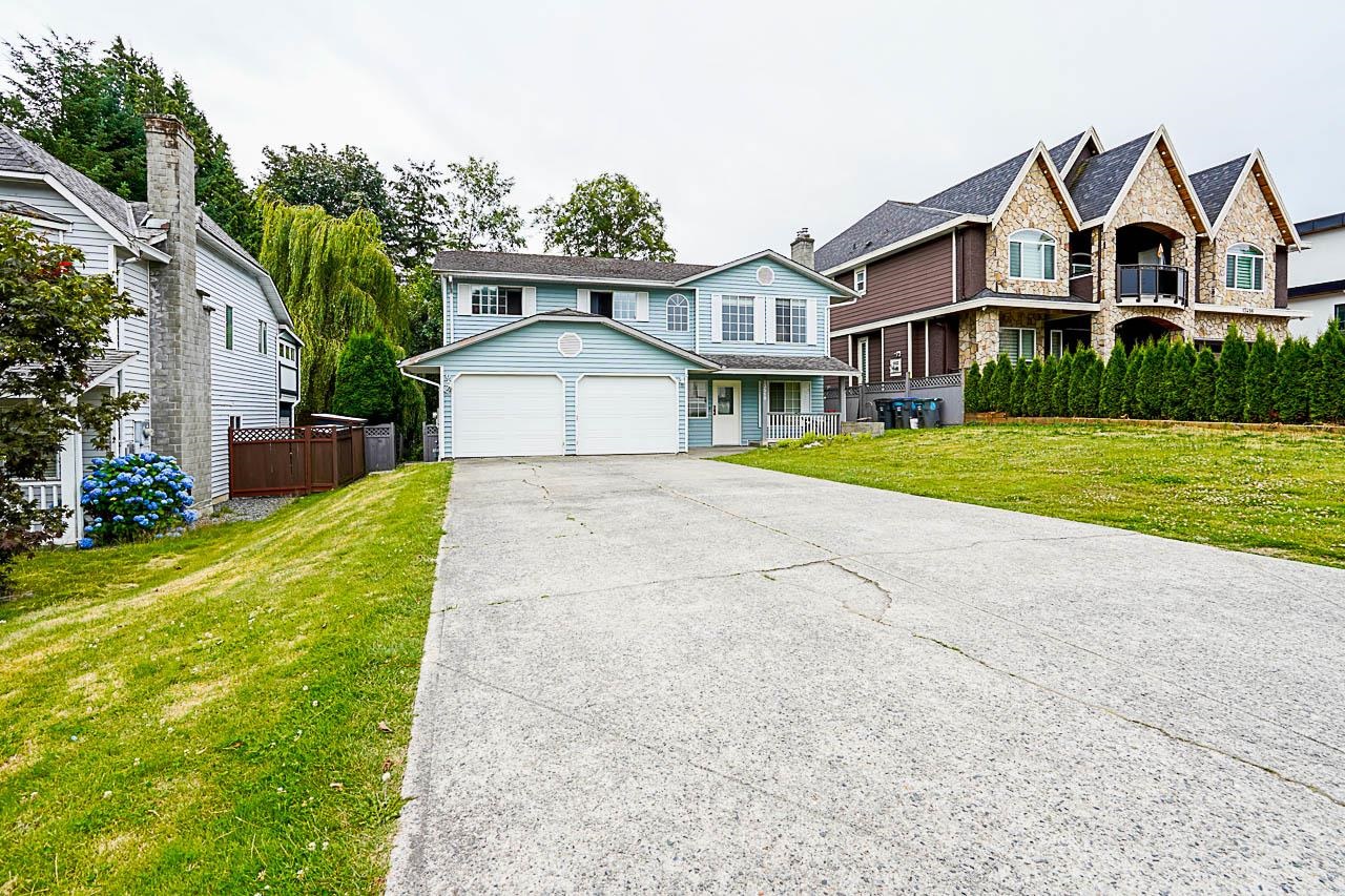 13518 64a Avenue, Surrey, BC, V3W 9H7