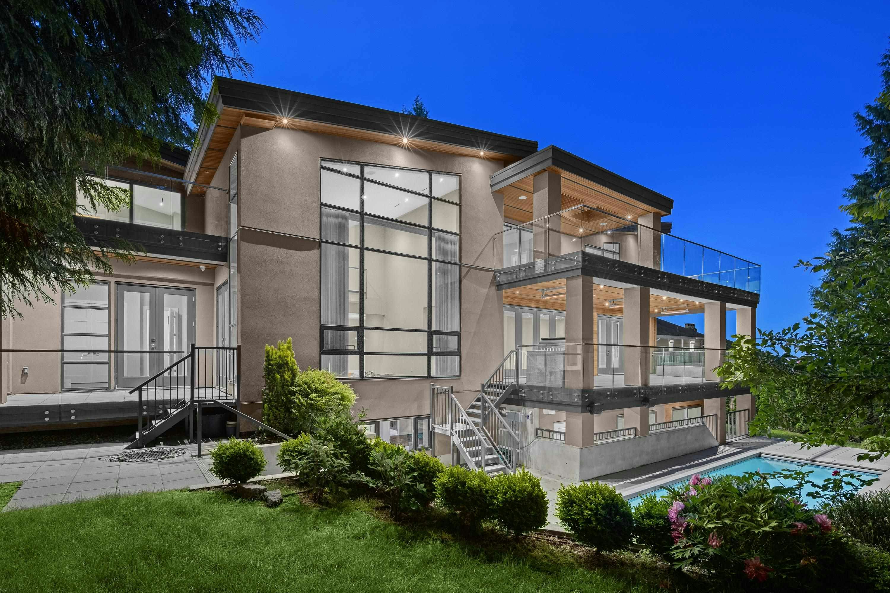 735 Southborough Drive, West Vancouver, BC, V7S 1N1