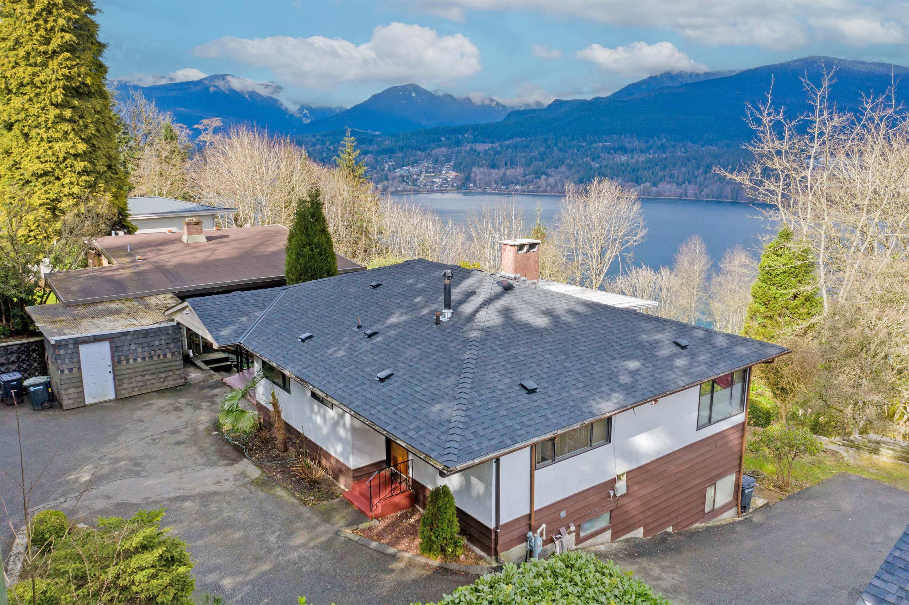 5645 Highfield Drive, Burnaby, BC, V5B 1E4