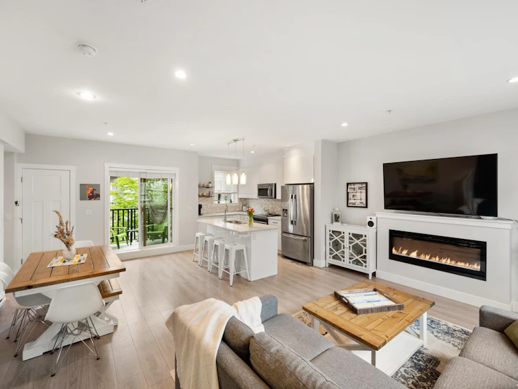 25-20856 76 Avenue, Langley, BC, V2Y 0S7