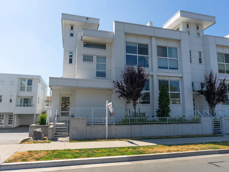 1 - 2505 Ware Street, Abbotsford BC