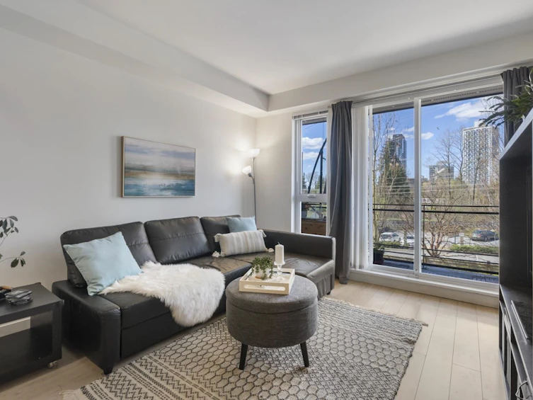 115-13919 Fraser Highway, Surrey, BC, V3T 4E6