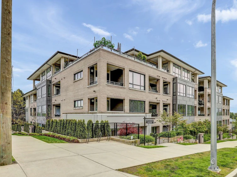 210-1306 Fifth Avenue, New Westminster, BC, V3M 0K5