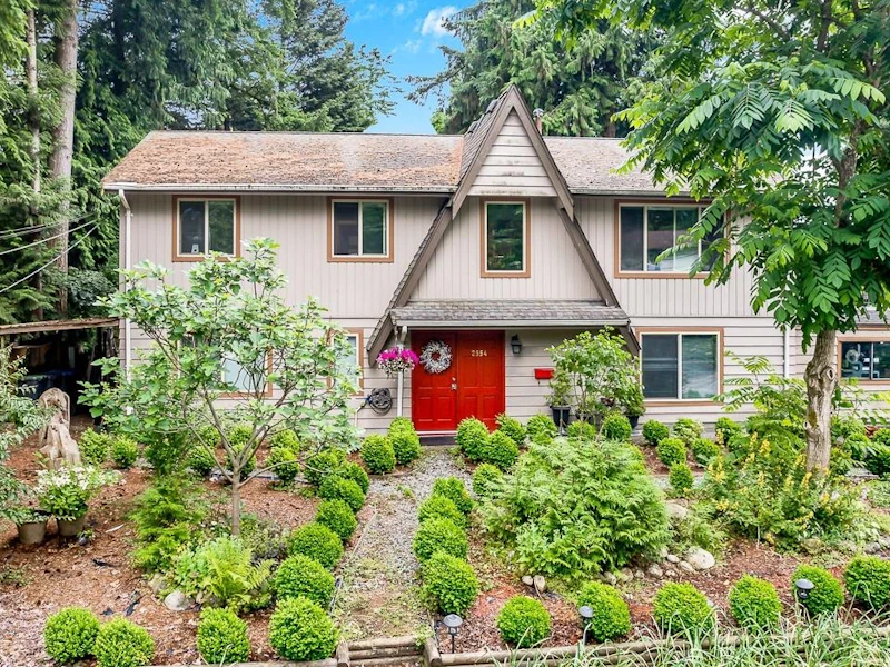 2554 Patricia Avenue, Port Coquitlam BC V3B 2H4