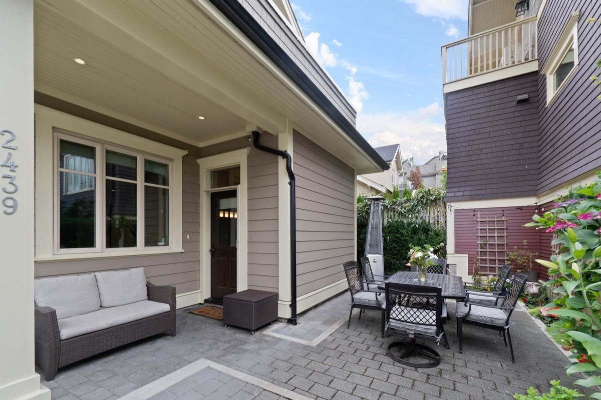 2439 W 5th Avenue, Vancouver, BC, V6K 1S7