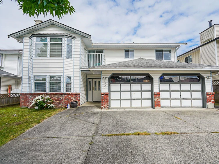 6722 124 Street, Surrey, BC, V3W 0Z7