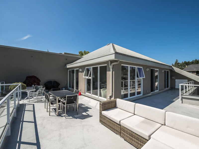703 - 1400 View Crescent, Delta BC V4L 1Z1
