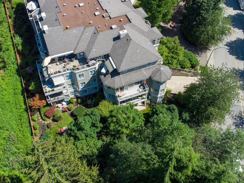 302 - 1281 Parkgate Avenue, North Vancouver BC