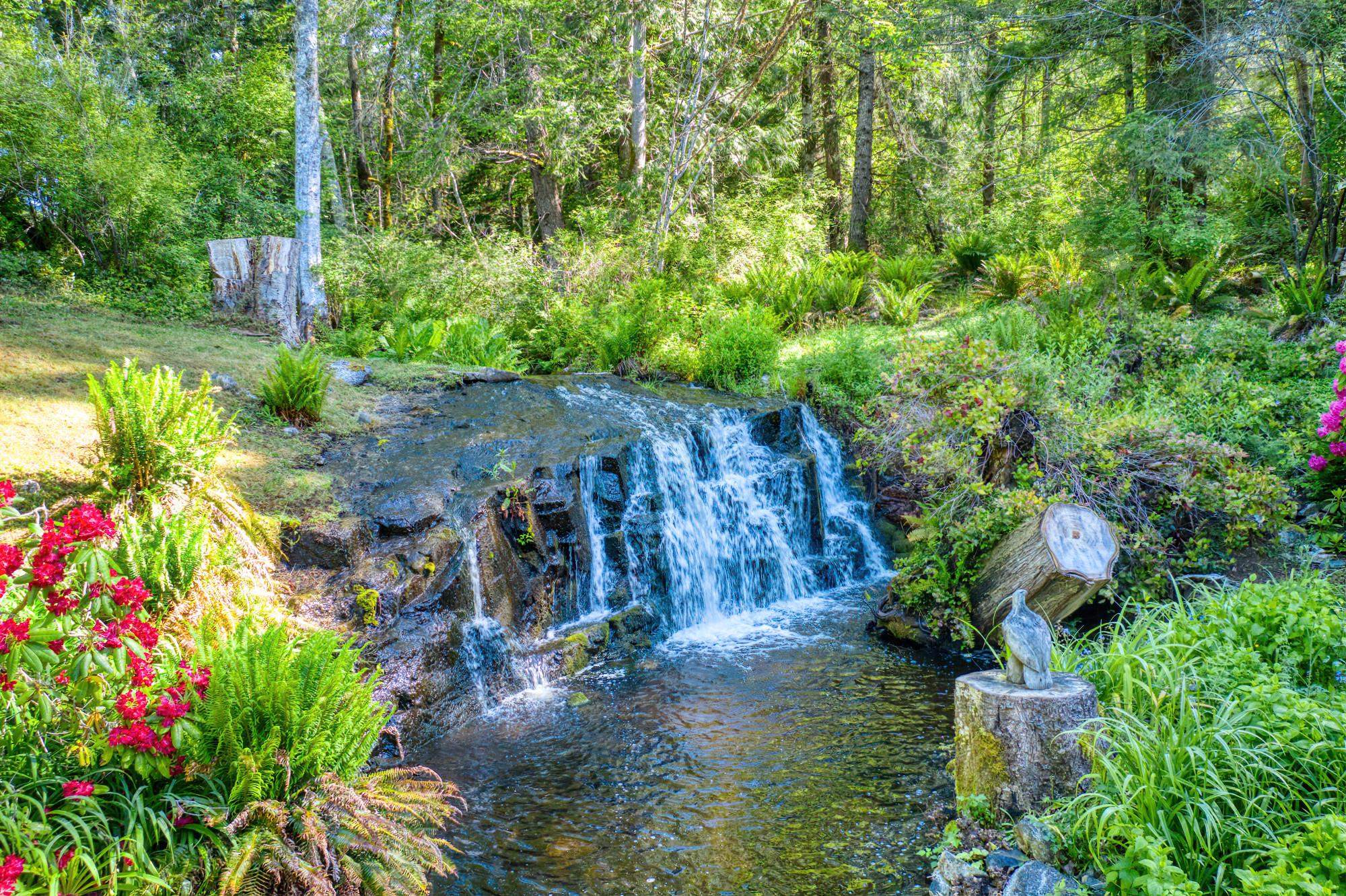 5653 Garden Bay Road, Pender Harbour Egmont, BC, V0N 1S1