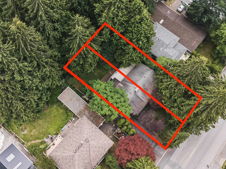 4442 Hoskins Road, North Vancouver, BC, V7K 2P9