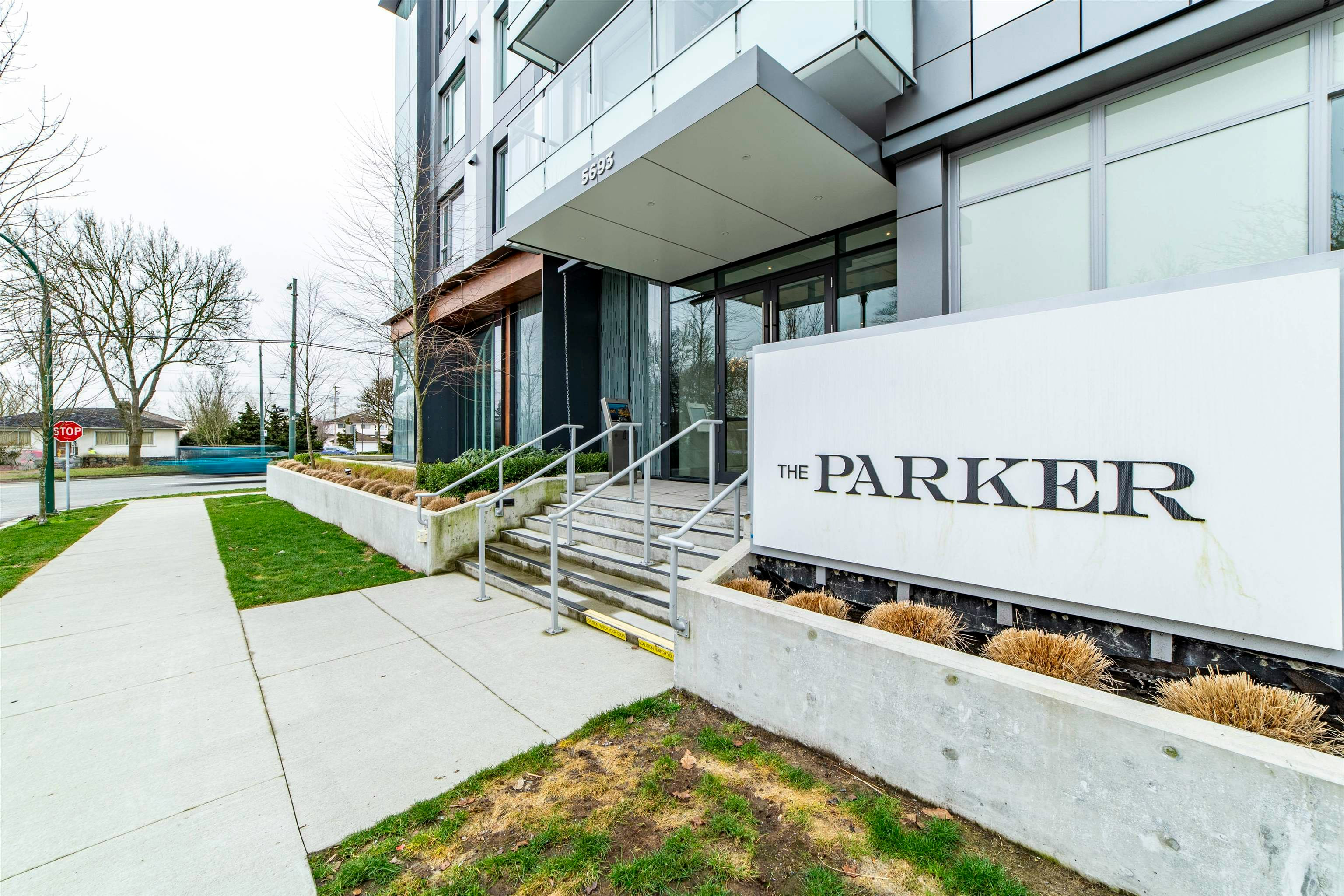 205-5693 Elizabeth Street, Vancouver, BC, V5Y 3K1