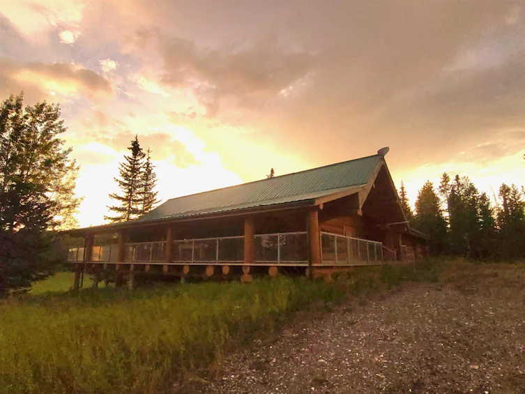 9502 Taylor Avenue, Hudsons Hope, BC, V0C 1V0