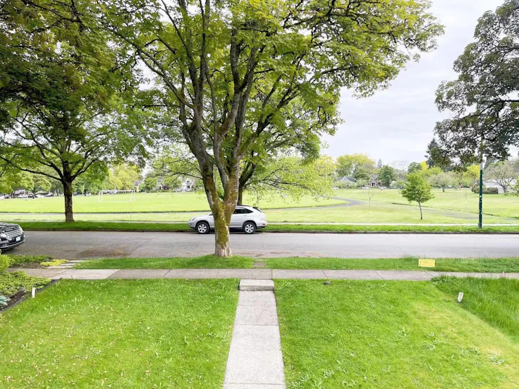 3093 W 29th Avenue, Vancouver, BC, V6L 1Y5