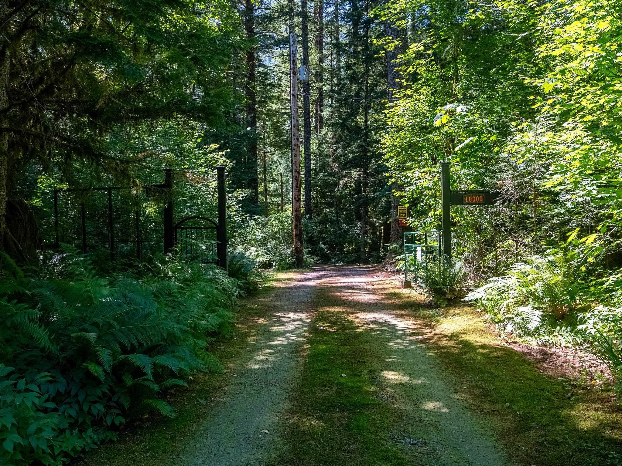 10009 Paradise Valley Road, Squamish, BC, V0N 1T0