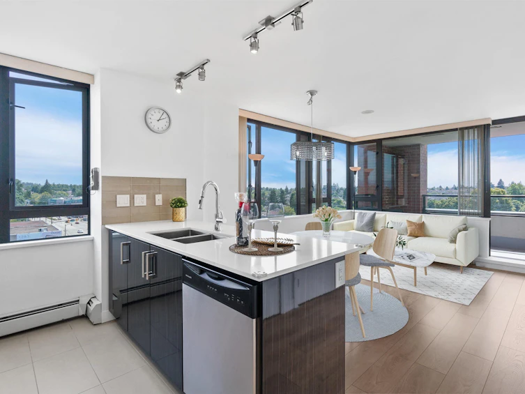 910-2689 Kingsway, Vancouver, BC, V5R 0C3
