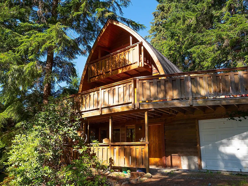 1493 Whitesails Drive, Bowen Island BC V0N 1G2