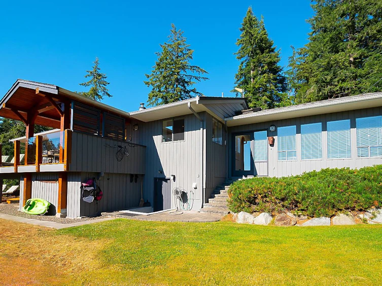 1526 Whitesails Drive, Bowen Island, BC, V0N 1G2