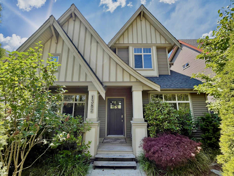 1382 Coast Meridian Road, Coquitlam, BC, V3E 3H1
