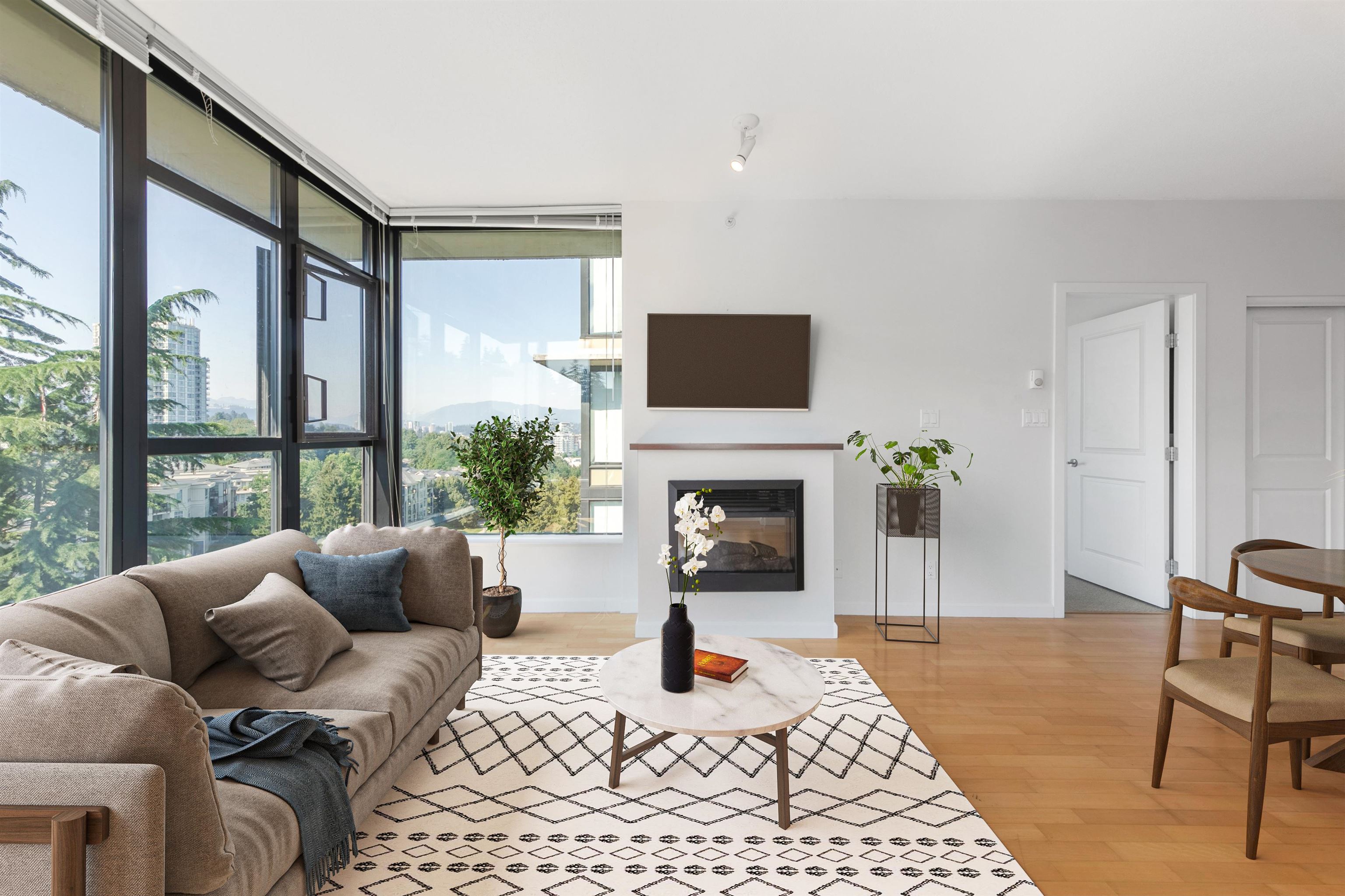 1001-15 E Royal Avenue, New Westminster, BC, V3L 0A9