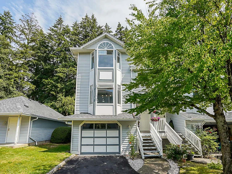 33-15550 89 Avenue, Surrey, BC, V3R 1N2