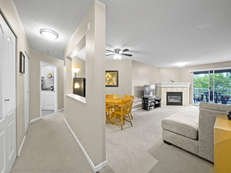322-20894 57 Avenue, Langley, BC, V3A 8M7