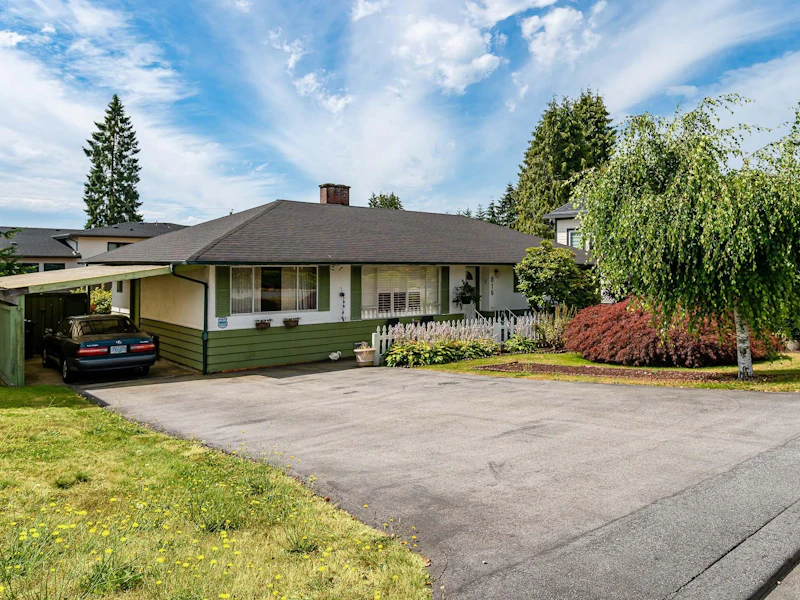 816 Shaw Avenue, Coquitlam BC V3K 2S3