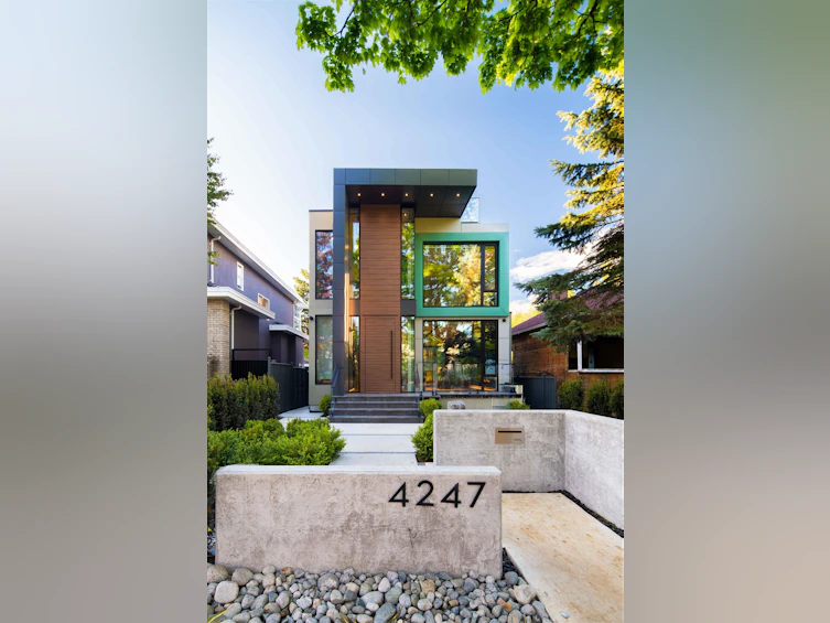 4247 W 15th Avenue, Vancouver, BC, V6R 3A7