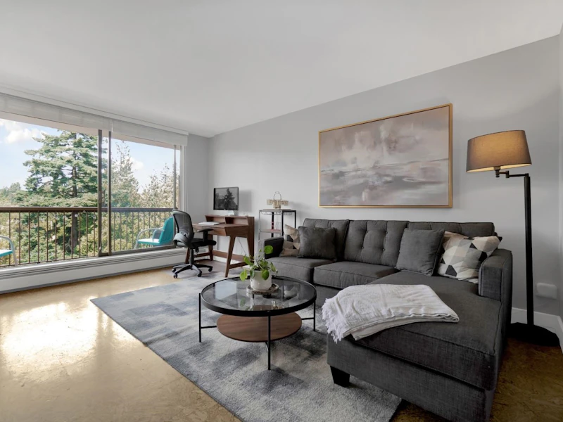 1004 - 320 Royal Avenue, New Westminster BC V3L 5C6