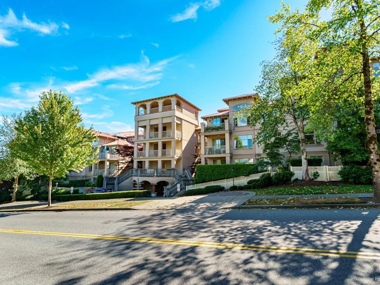 103-3176 Plateau Boulevard, Coquitlam, BC, V3E 3J2