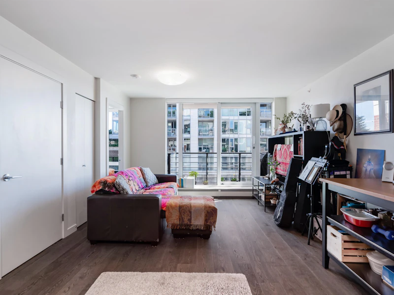 801 - 189 Keefer Street, Vancouver BC V6A 0C8